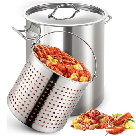 20 qt stock pot shrimp boil on a gas stove